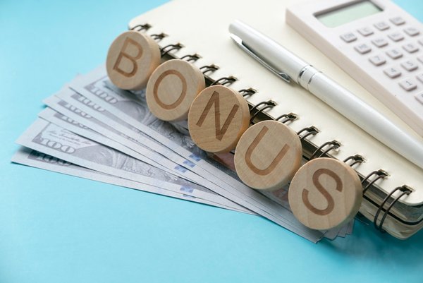 Primes et bonus imposables : maximisez vos avantages fiscaux !